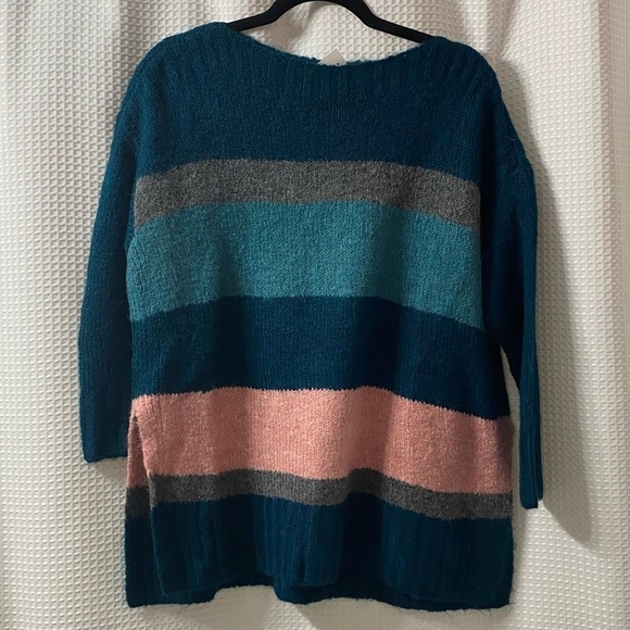 NWT L&G Oversized Striped Sweater - Picture 6 of 8